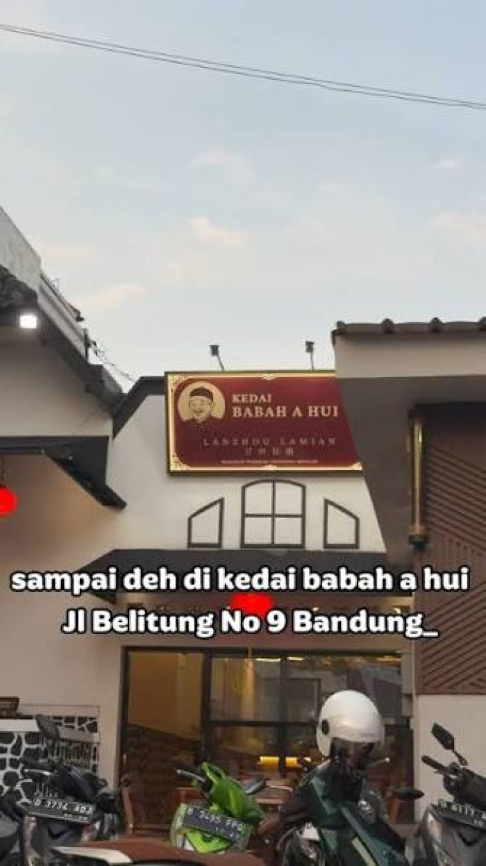 Loker Default